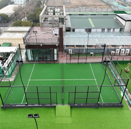 Panoramic Padel court The difference from the traditional tennis courts